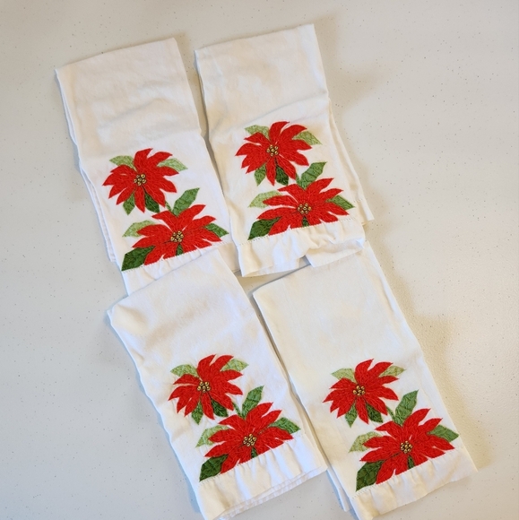 Vintage White Pointsettia Red Flower Christmas Napkins Table Linens Holiday - Picture 7 of 7